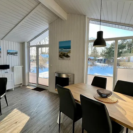 Strandhaus Schatzkiste 9 *