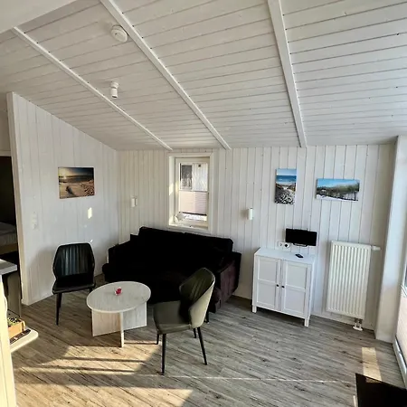 Strandhaus Schatzkiste 9 Tatil Evi Lübeck